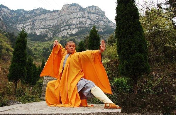 中国嵩山少林寺武术学校 Shaolin Temple Monk Performance Training School 
